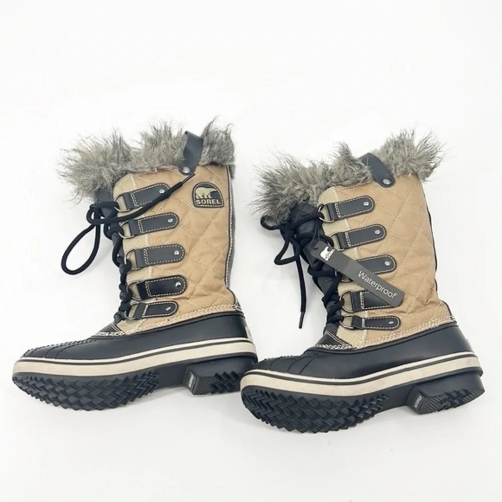 NWT Sorel Women’s Torfino Cate Winter Boot In Twill And Black Size 5
